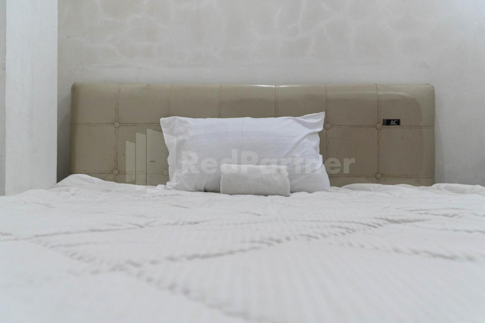Asri Residence Near Jalan Iskandar Muda Medan Mitra Reddoorz Buitenkant foto