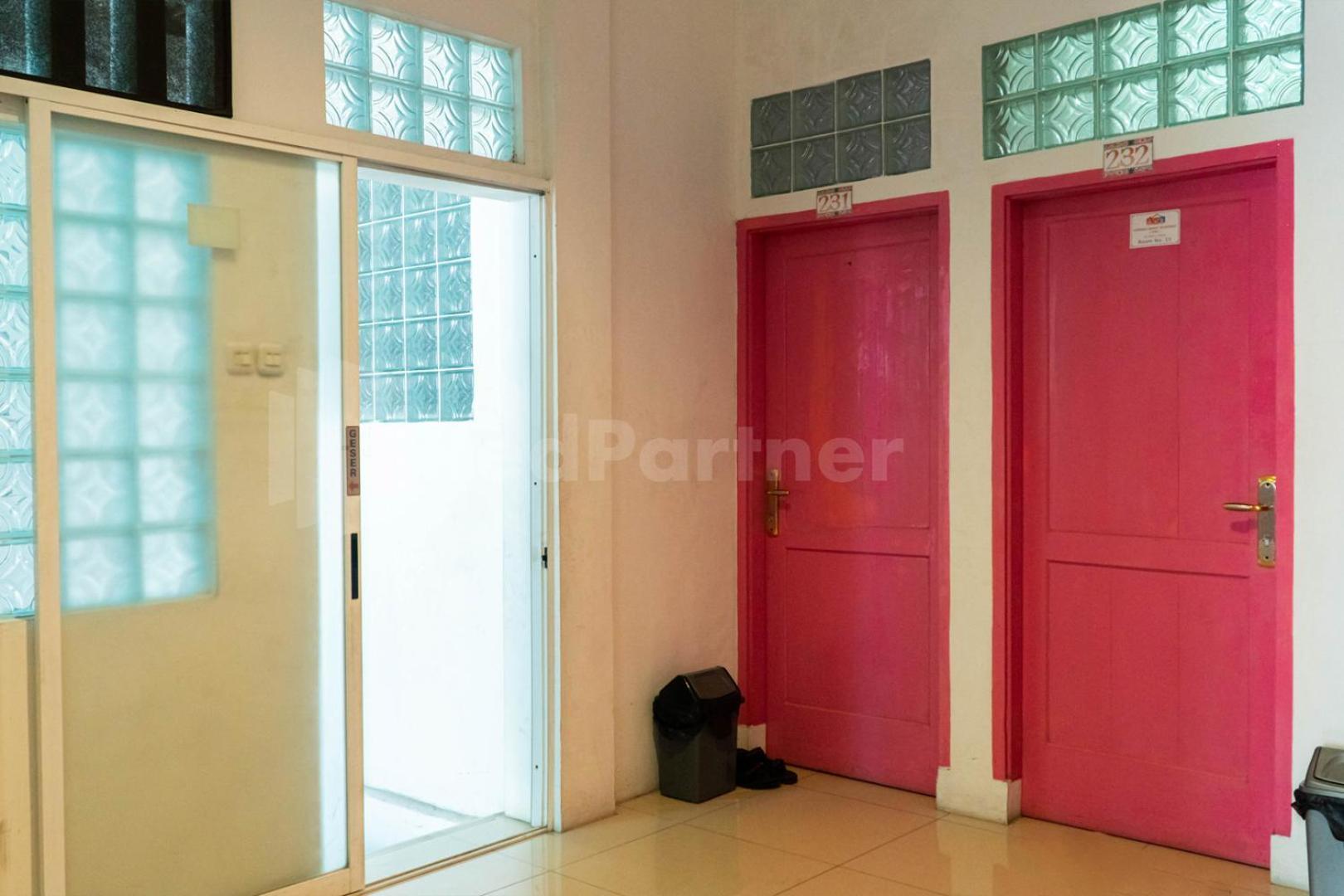 Asri Residence Near Jalan Iskandar Muda Medan Mitra Reddoorz Buitenkant foto