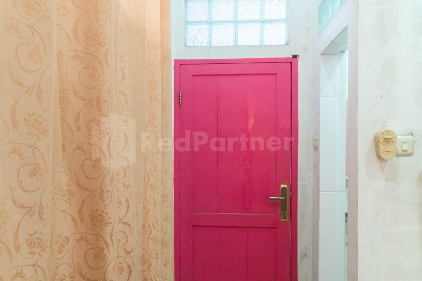 Asri Residence Near Jalan Iskandar Muda Medan Mitra Reddoorz Buitenkant foto